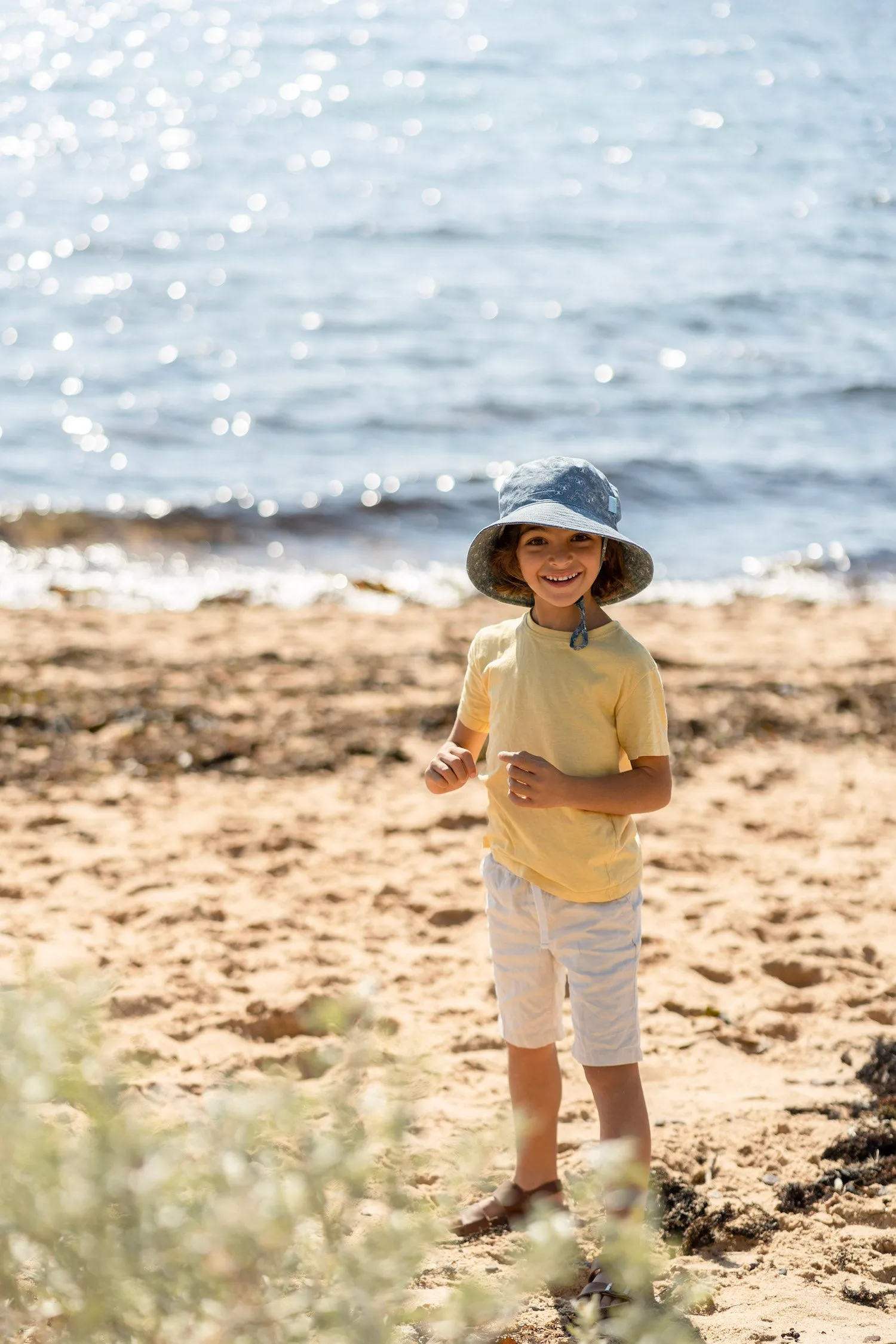 Acorn Wide Brim Bucket Hat - Bulldog