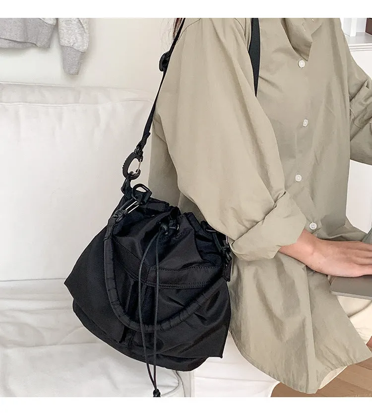 Daisy Drawstring Bucket